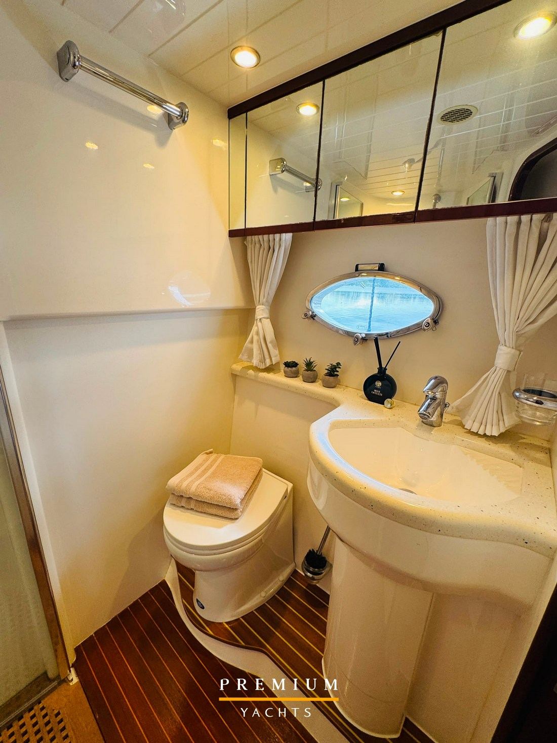 Princess V50 — foto 24