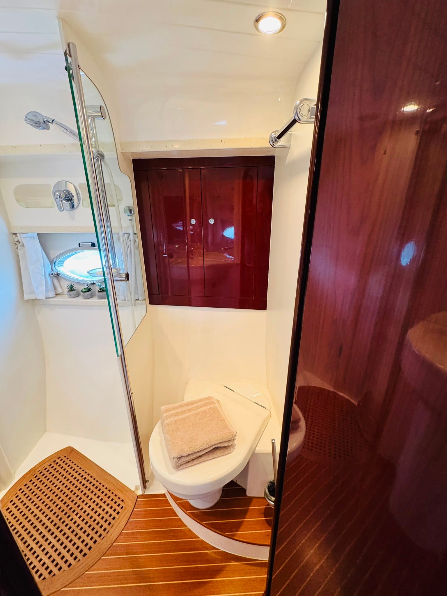 Princess V50 — foto 13