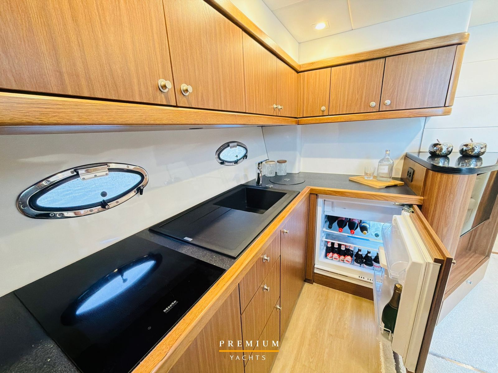Sunseeker Portofino 47 — foto 16