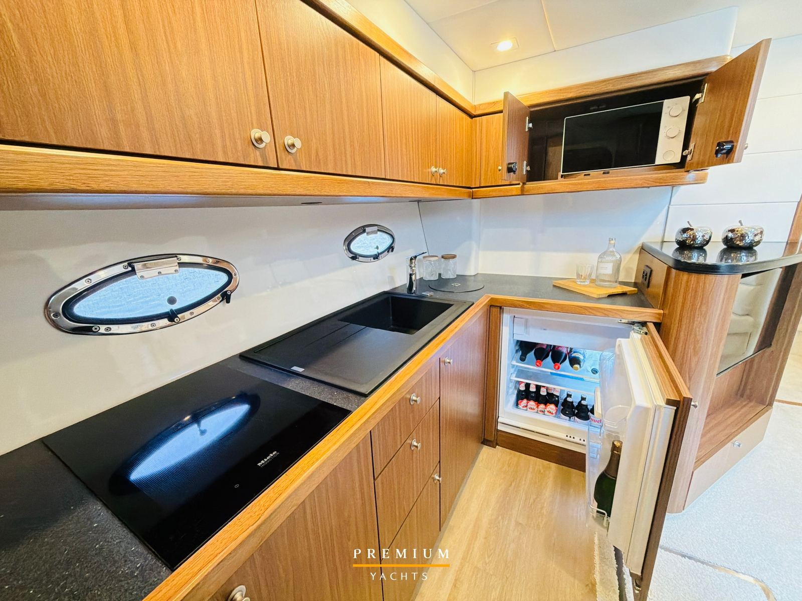 Sunseeker Portofino 47 — foto 17